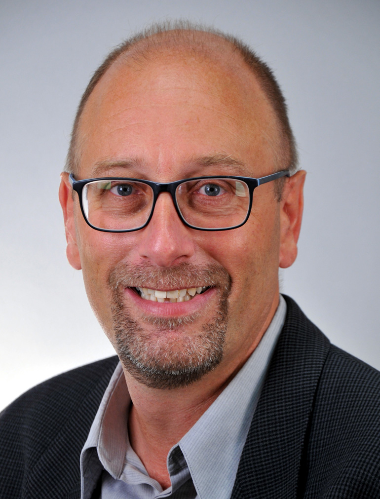 Themenheft Power fürs Hirn Journalist Frank Frick